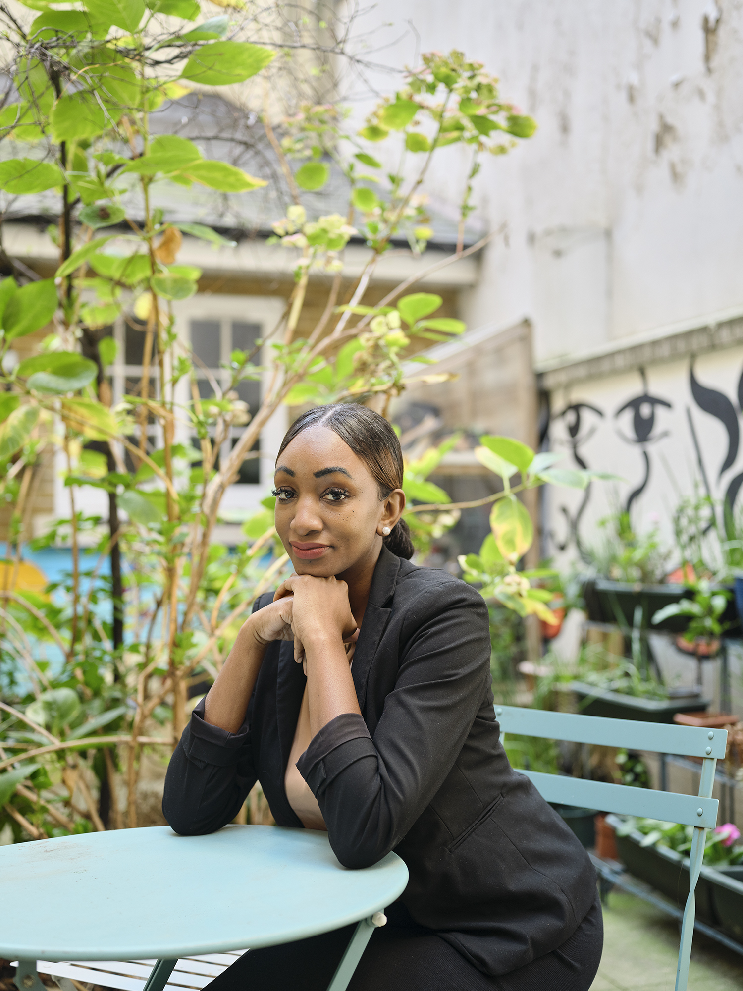 Ruhamah Sonson by Orlando Gili in the Marylebone Project courtyard for the Marylebone Journal